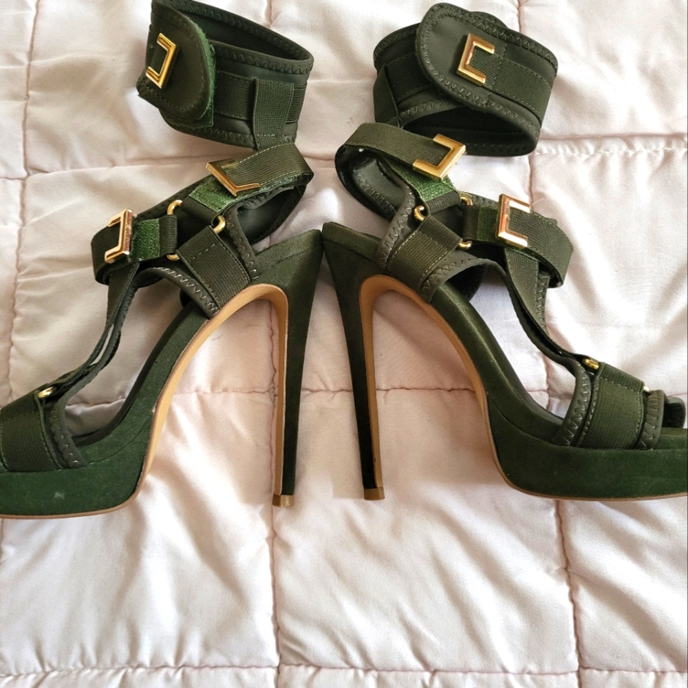 Woman's Sandals